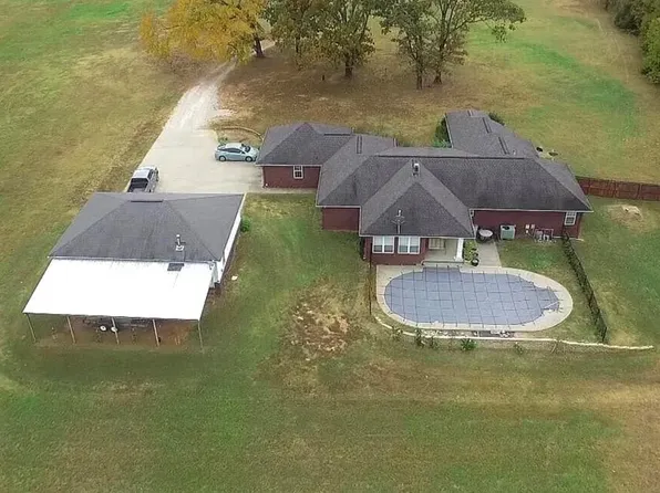 5121 E State Highway 22, Paris, AR 72855