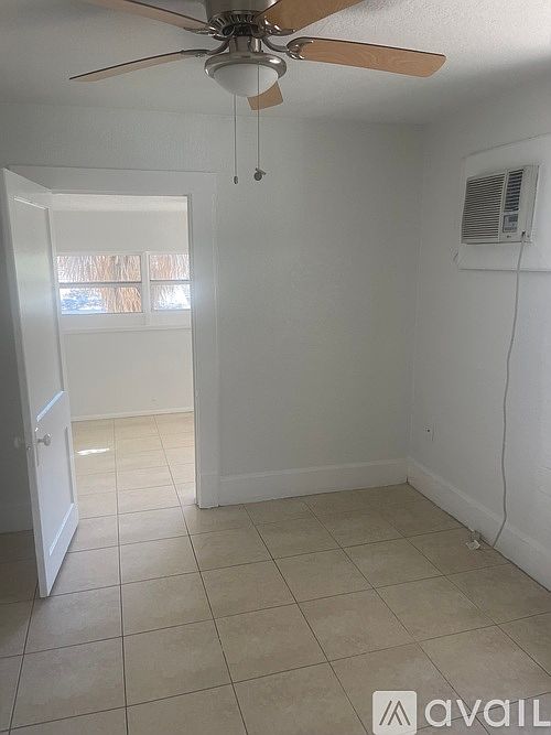 1st image of 445 11th Ave N #2