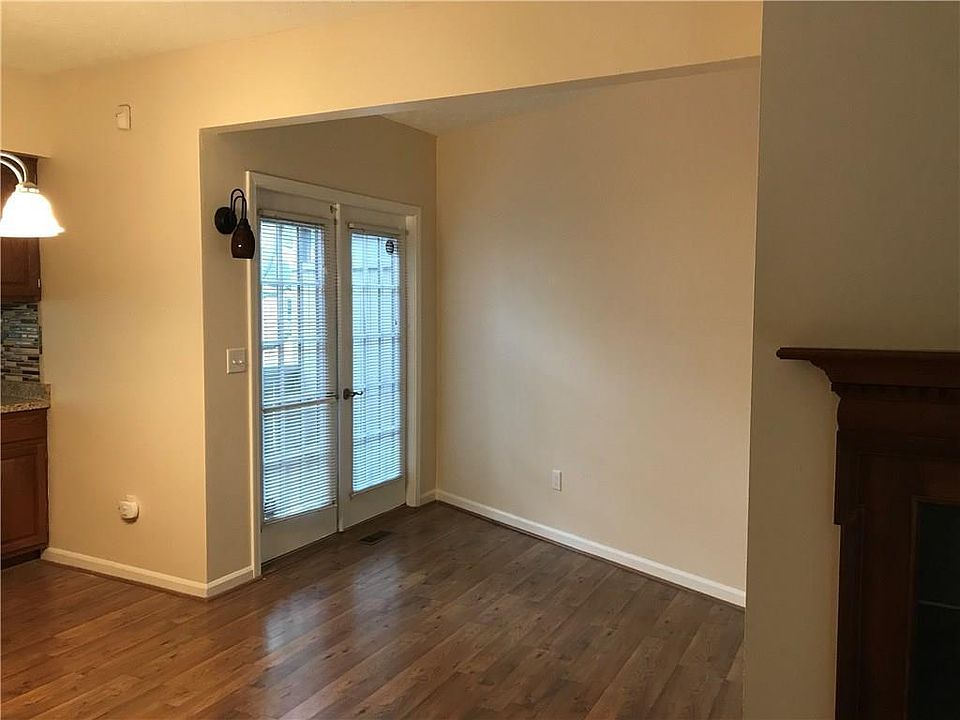 30 Cornhill Pl, Rochester, NY 14608 Zillow