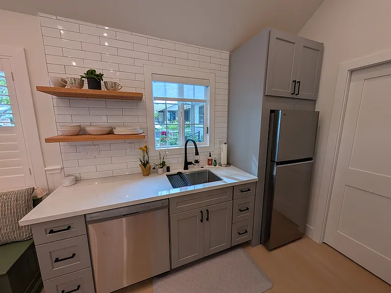 23113 Schoolcraft St — Photo 11