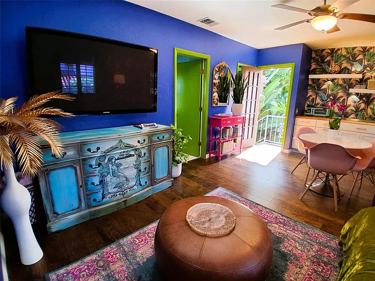 451 Woodland Dr — Photo 7