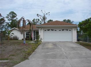 336 Mangonia Ave, Lehigh Acres, FL 33936