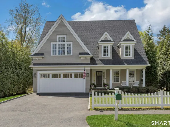 44 Maple Street, Darien, CT 06820