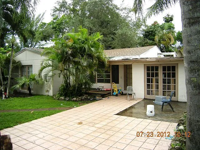 713 SW 20th Ter