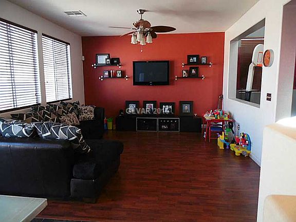 3rd image of 620 Breezy Sage Ct