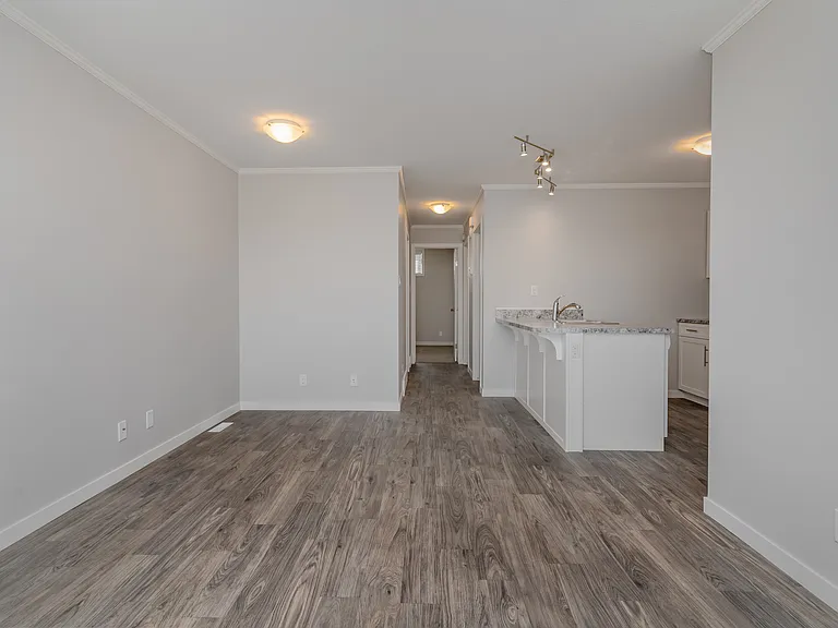 1420 N Silverleaf Blvd — Photo 21
