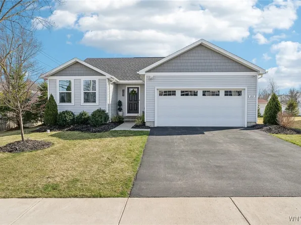 153 Florence Ln, Buffalo, NY 14228