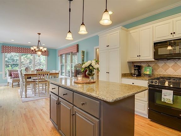 3rd image of 3502 Spyglass Ct