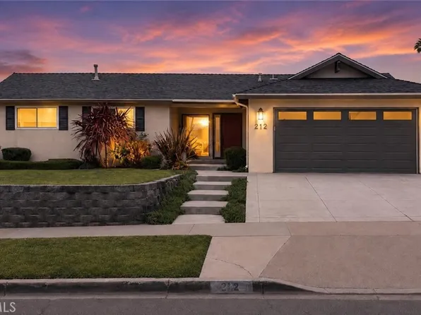 212 N Kennebec Dr, Anaheim, CA 92807