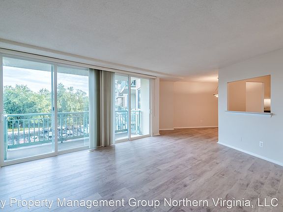 4th image of 501 Slaters Ln APT 311