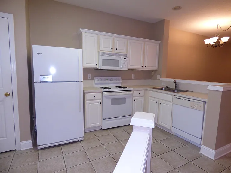 3528 Twisted Tree Ln — Photo 27