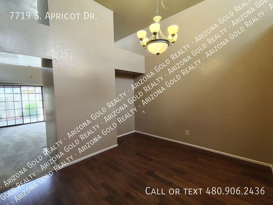 Tempe Townhouse — Photo 4