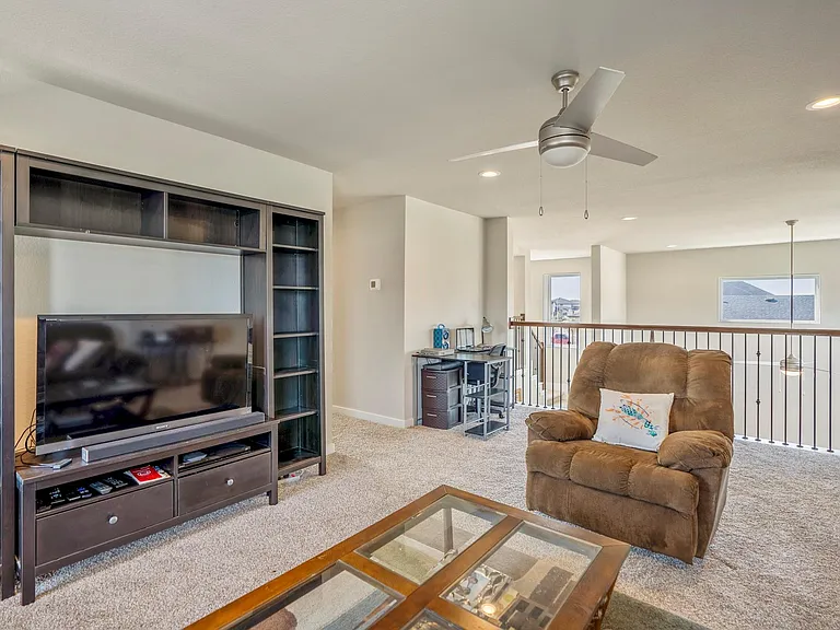 28458 Hazel Trl — Photo 34