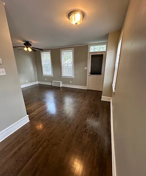 310 W Scott St #A — Photo 11