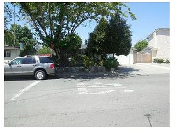 2nd image of 501 Falcon Dr