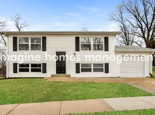 2829 Parc Cheri Ct, Saint Louis, MO 63129