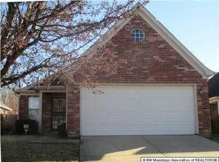 8690 Cat Tail Dr, Southaven, MS 38671