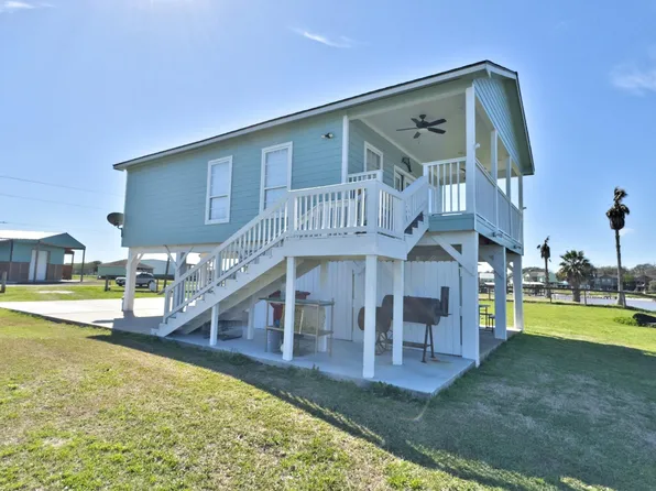 1867 County Road 291, Sargent, TX 77414