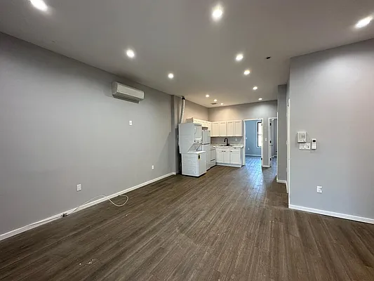 Rented by STY Management LLC | media 4