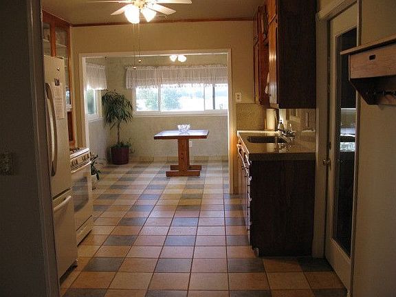 Updated open kitchen / dining