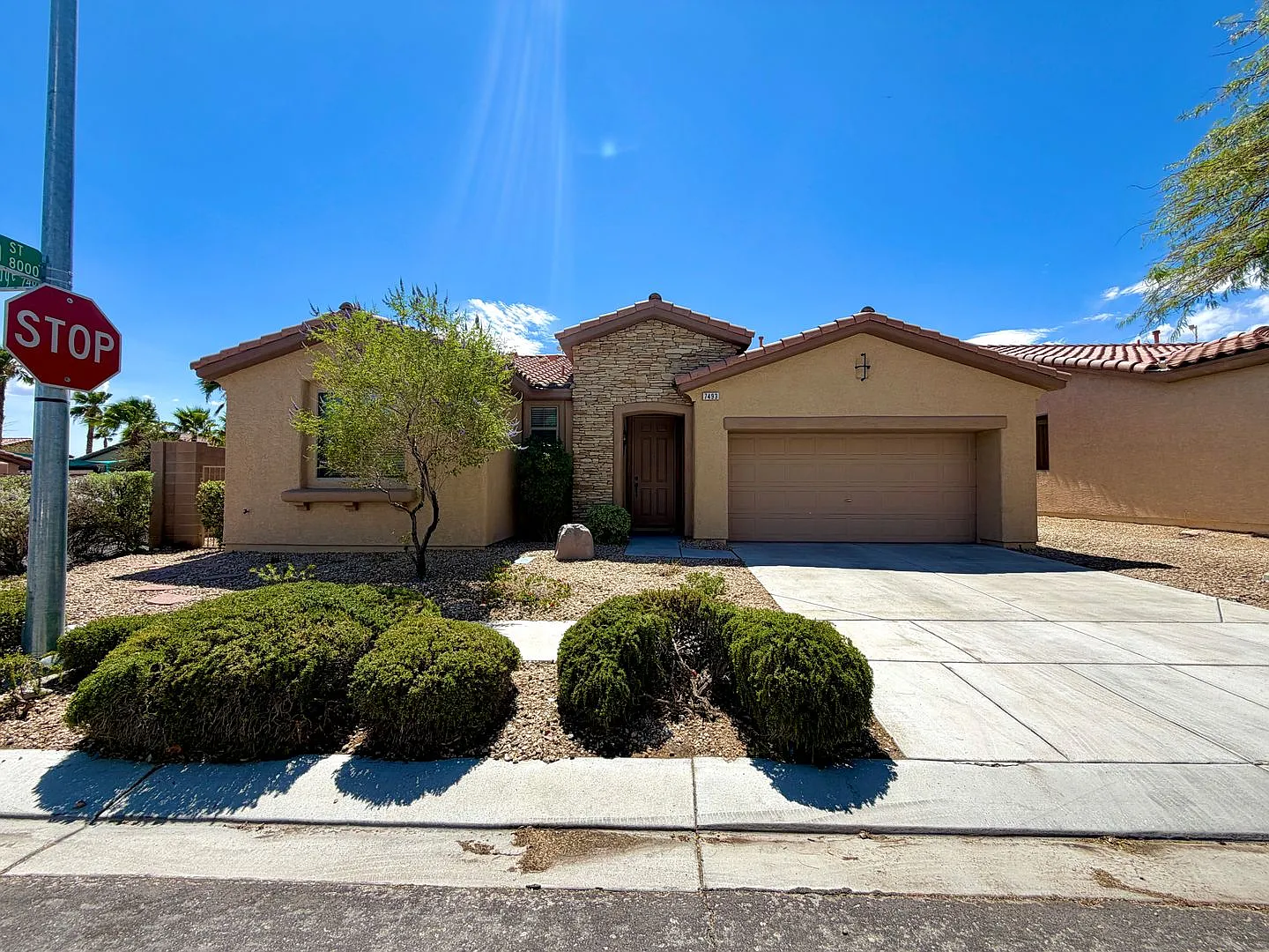 7493 Longhorn Lodge Avenue, Las Vegas, Nevada 89113 — Photo 2