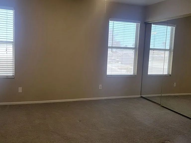 1520 Pacific Terrace Dr — Photo 38