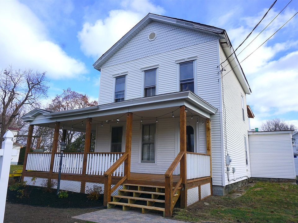 2nd image of 28 Lincoln St