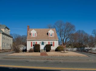 102 Mill St, Worcester, MA 01603