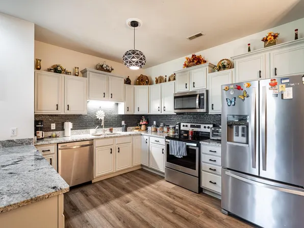 1064 Hastings COURT #101, Mount Pleasant, WI 53406