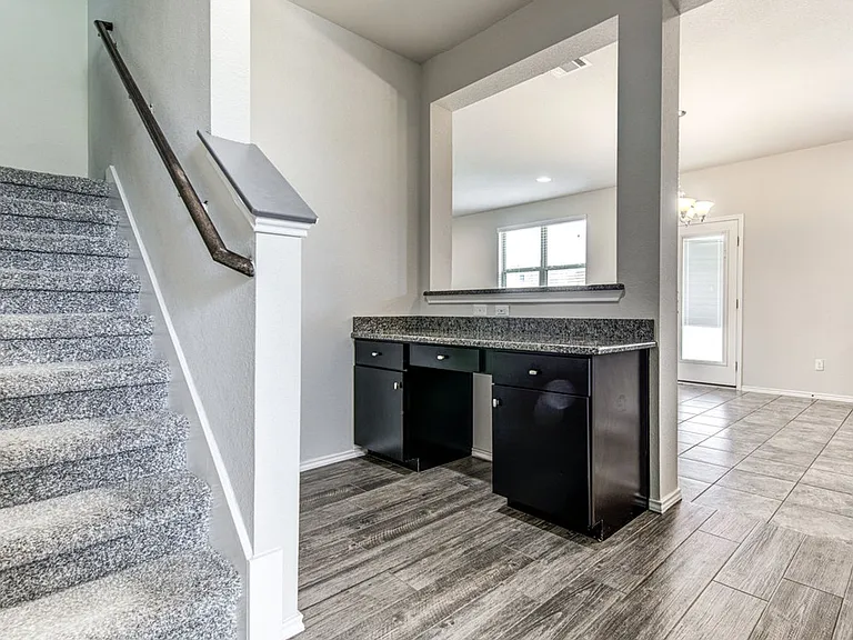 17324 Brittle Ln — Photo 12