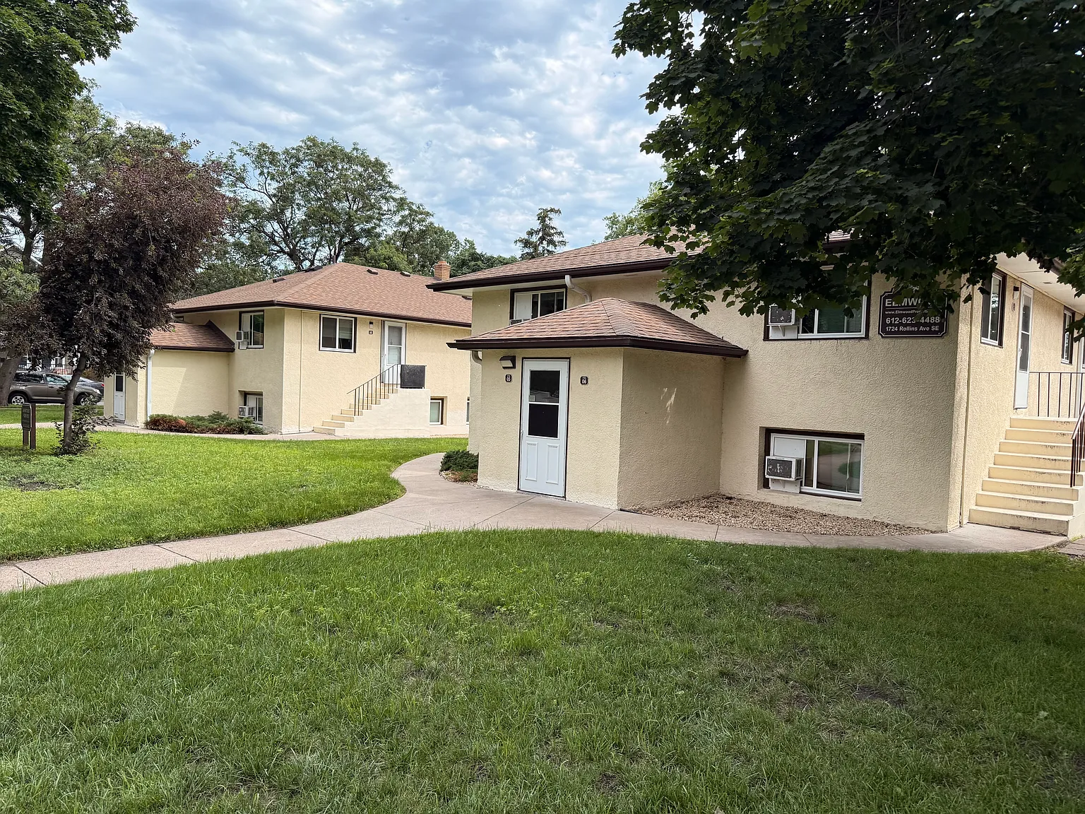 Happy Rentals — Photo 1