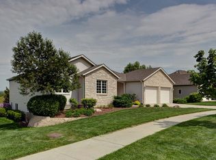 816 Brierwood Dr, Manhattan, KS 66502
