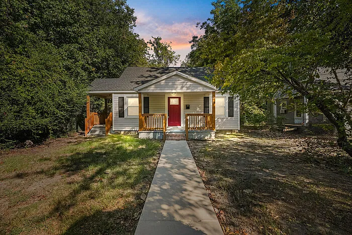 331 Lincoln Dr