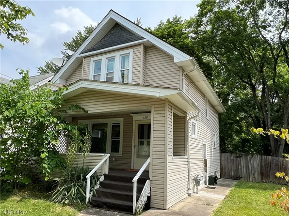 135 S Lakeview Ave, Youngstown, OH 44509