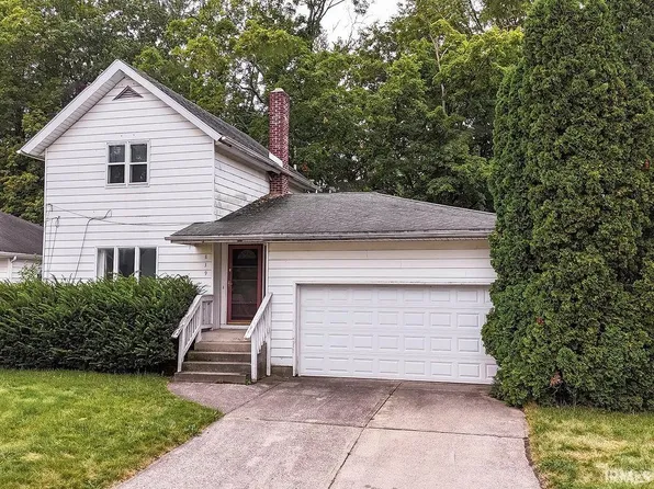 839 N Van Buren St, Auburn, IN 46706