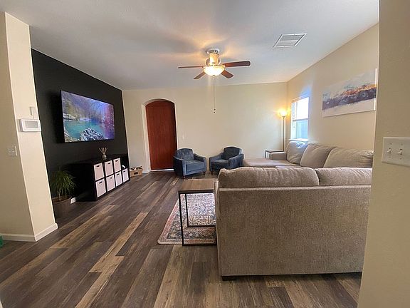 Living room-from entryway
