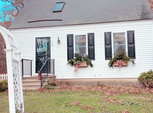 156 S Yarmouth Rd, Dennis, MA 02638