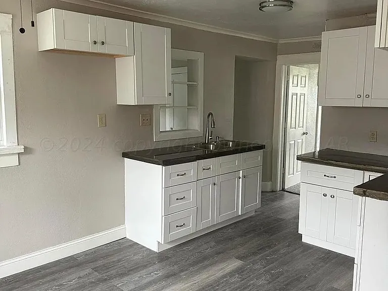 4011 S Harrison St #A — Photo 4