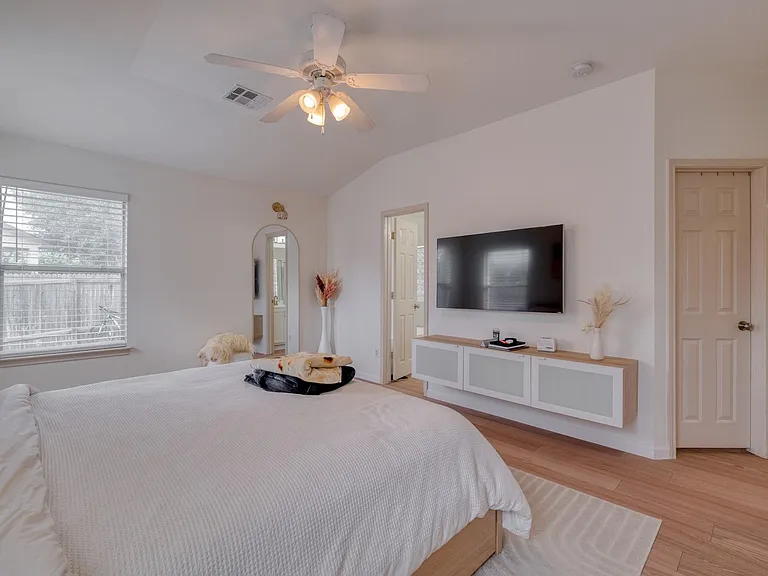 436 Grey Feather Ct — Photo 14