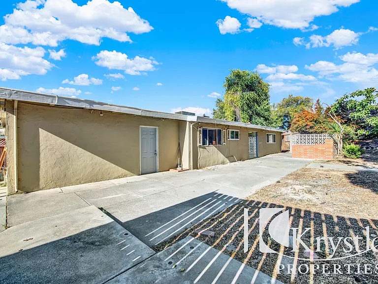1114 Coronel Ave — Photo 20