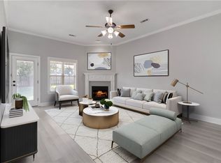 536 N Fox Meadows Ln, Fayetteville, AR 72704