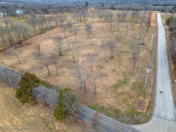 3rd image of LOT 7 Stinebaugh Loop