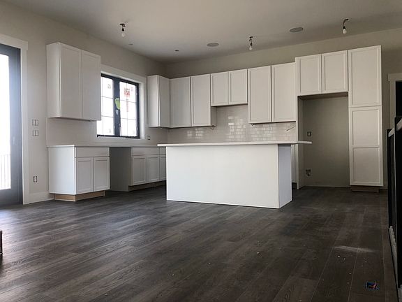 3rd image of 6423 Copperleaf Ct #13