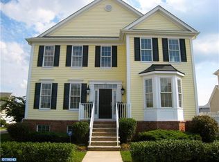 12 North St, Robbinsville, NJ 08691