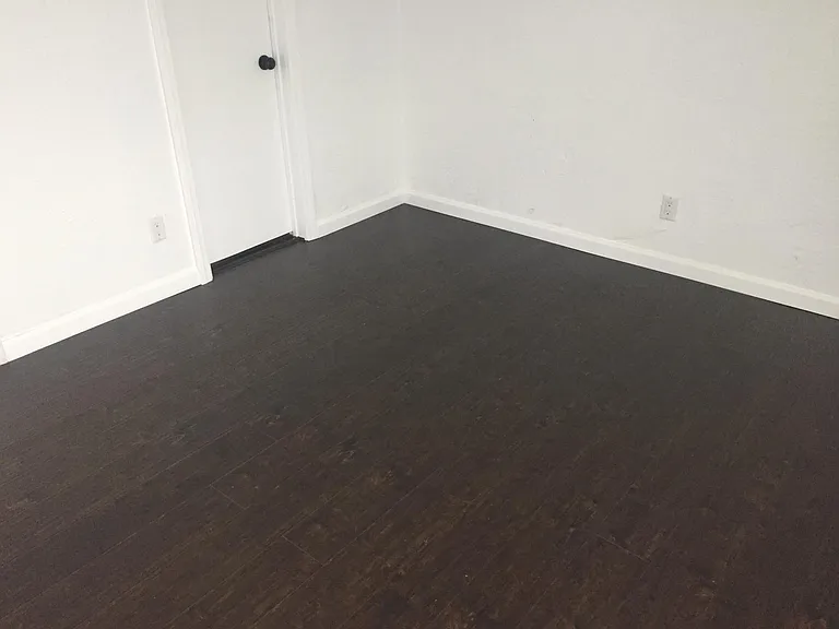 2415 S Ridgeley Dr — Photo 10