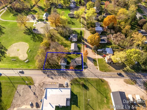 661 Bayard St, Ionia, MI 48846