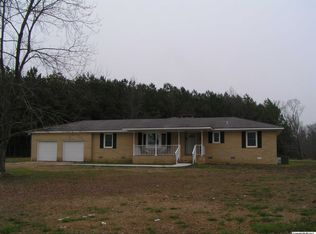 415 Moman Rd, Albertville, AL 35950