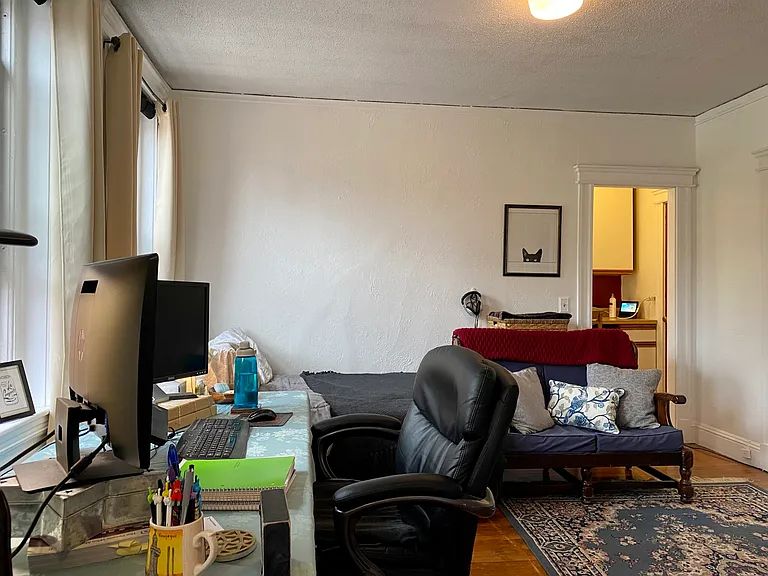 120 Riverway #8 — Photo 8