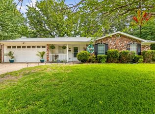 504 Judith St, Burleson, TX 76028
