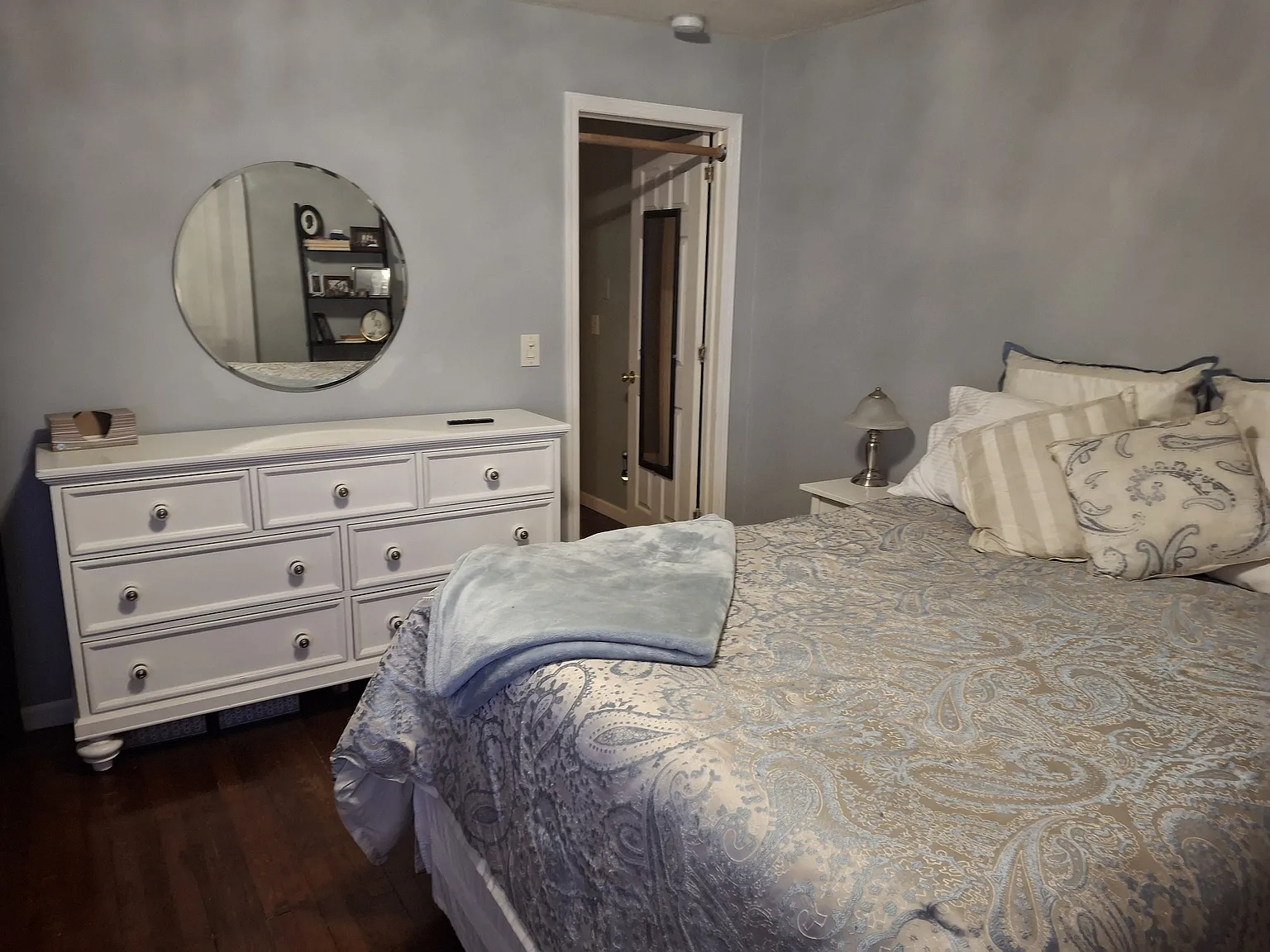 4 bed, 2500 sqft, $950 — Photo 4